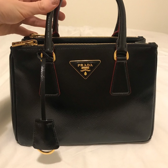 Prada Handbags - Authentic Prada Galleria Small Bag